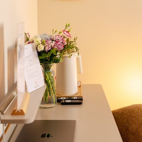 bureau-chambre-twin-hotel-bloom-caen-rue-bernieres_02
